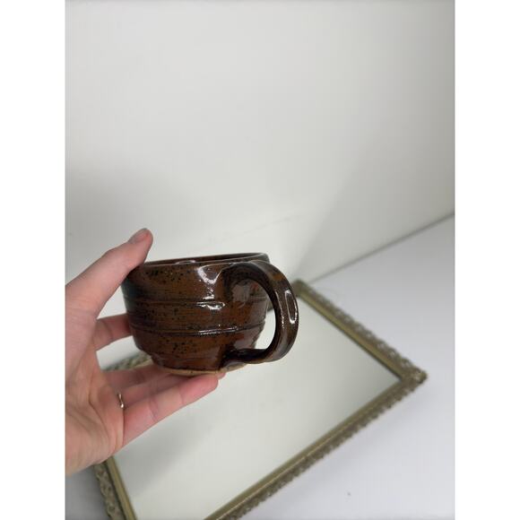 Signed Pottery mug, wide handle, brown, wheel thrown pottery, glazed, non-toxic - Picture 6 of 10